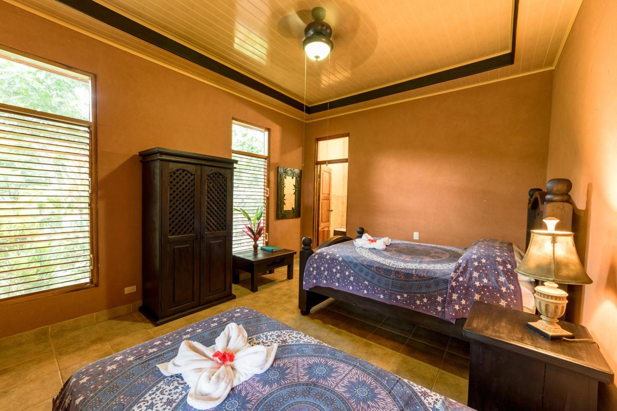 Luna Lodge Carate Екстериор снимка