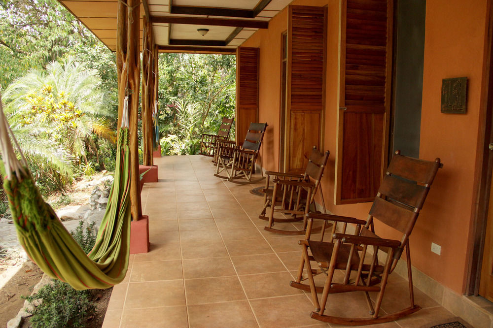 Luna Lodge Carate Екстериор снимка
